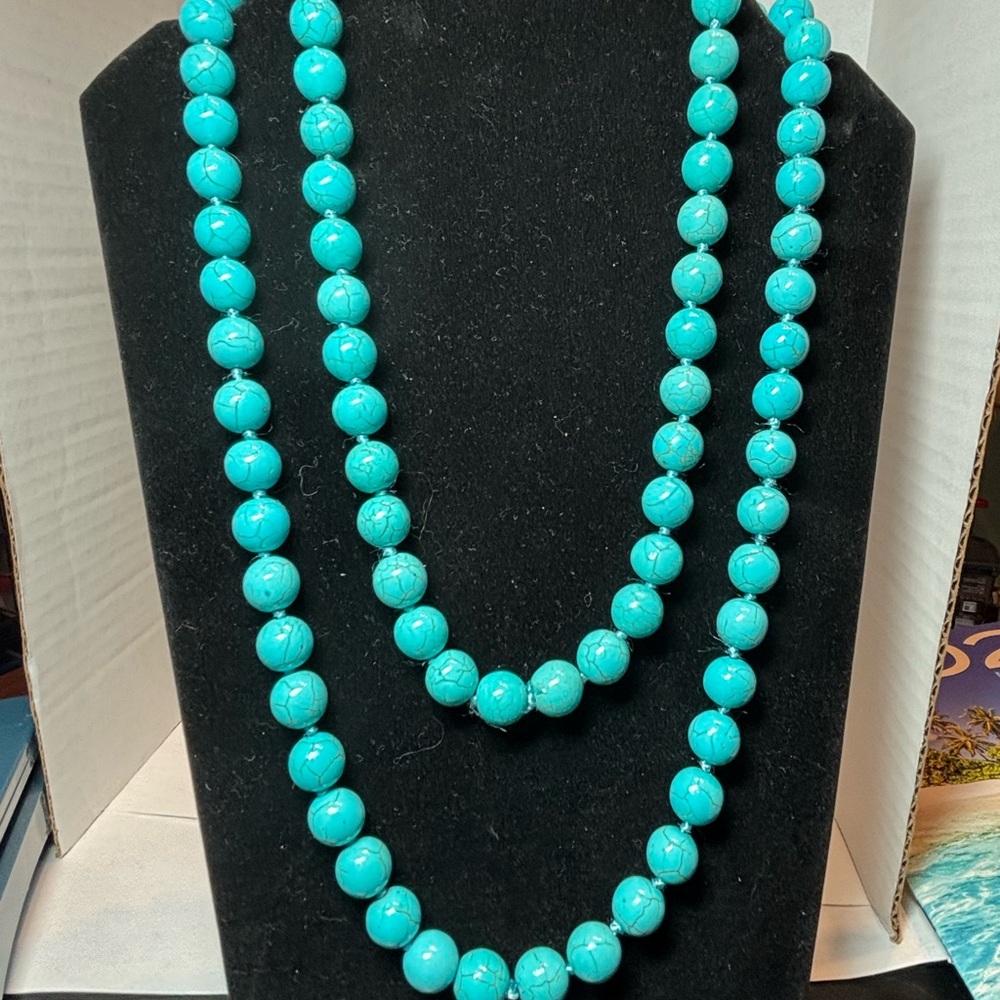 Beautiful Crackled Turquoise 46” Endless Necklace 8-9mm beads